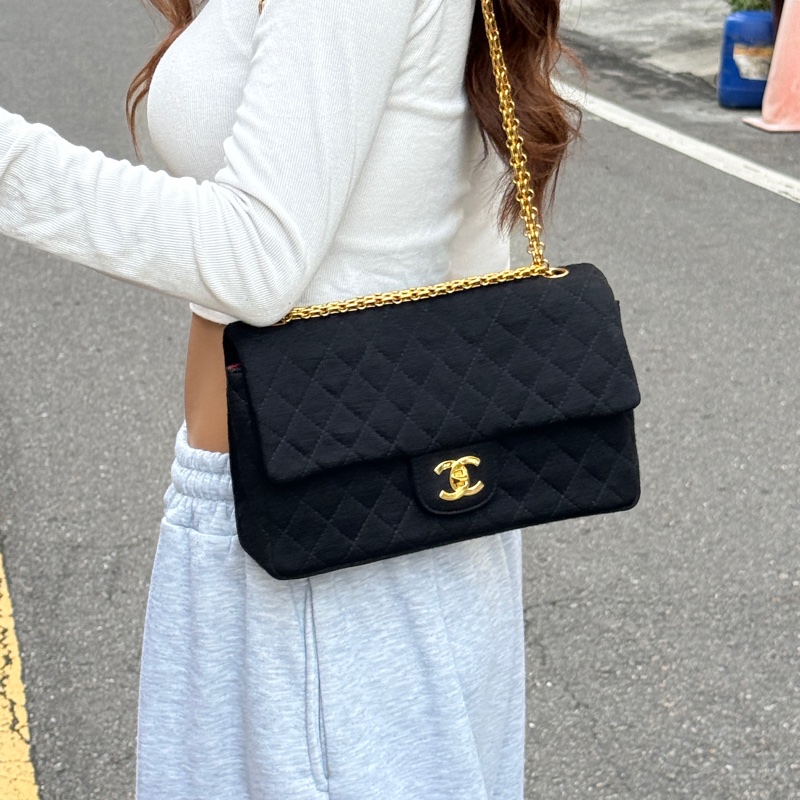 (超級新🆕) CHANEL CF25 黑金 黃金鏈肩背包(專櫃386,300)-1
