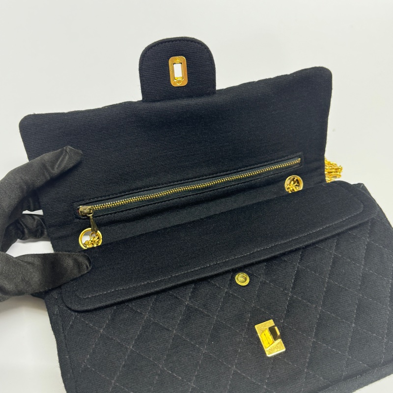 (超級新🆕) CHANEL CF25 黑金 黃金鏈肩背包(專櫃386,300)-15
