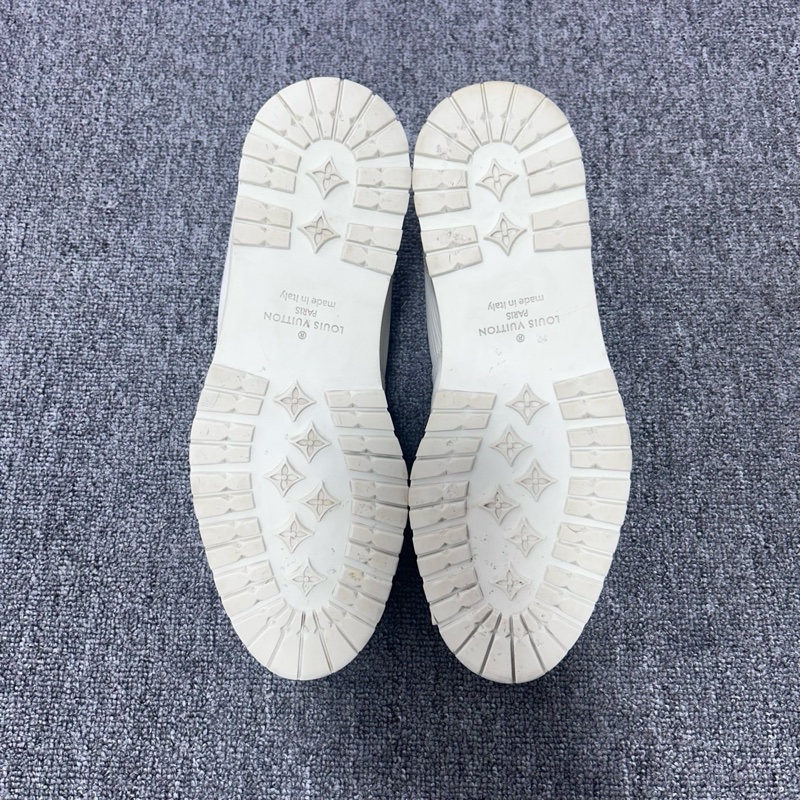 Louis Vuitton 路易威登 LV 白色老花拼接休閒鞋 尺碼：41.5碼 /7.5碼-7