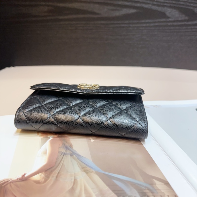 Chanel 黑荔枝牛皮鑲黑色水鑽雙logo三折中夾-4