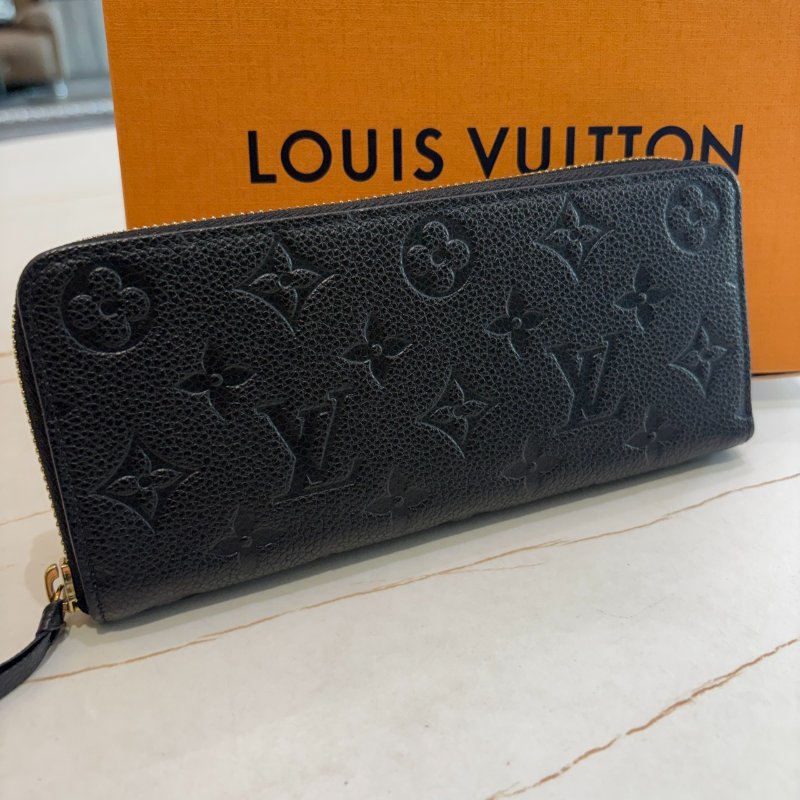 *SHIHNA名牌精品* LV M60171 Clemence 經典花紋全皮革壓紋拉鍊長夾-1
