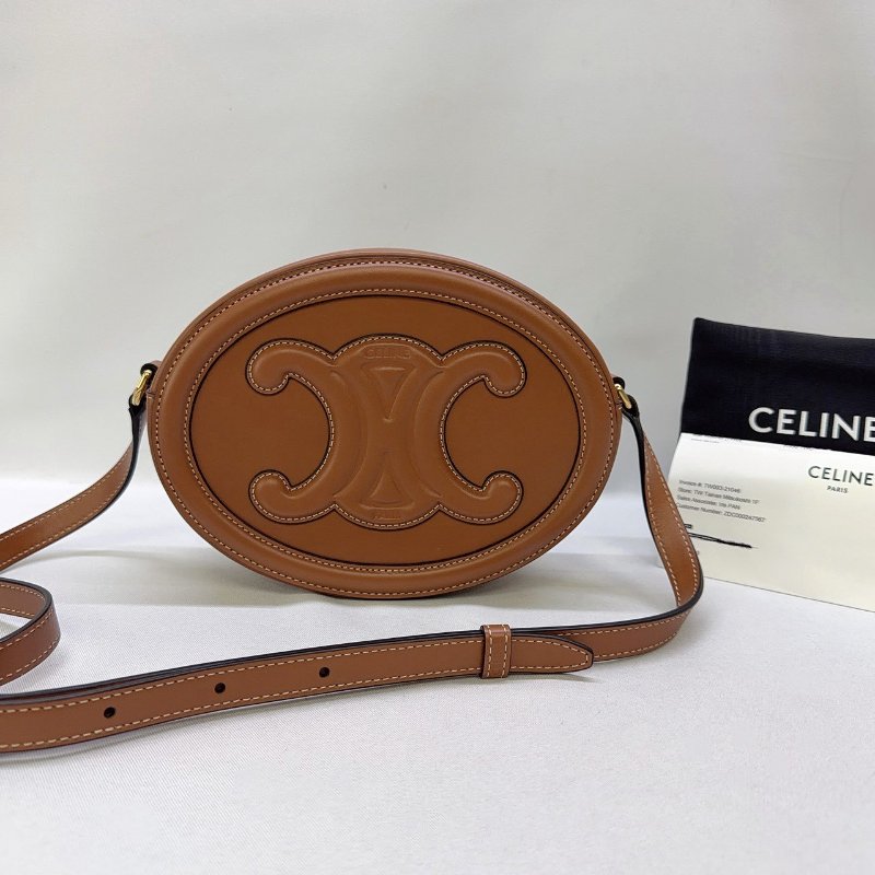CELINE 小牛皮焦糖棕月餅包-1