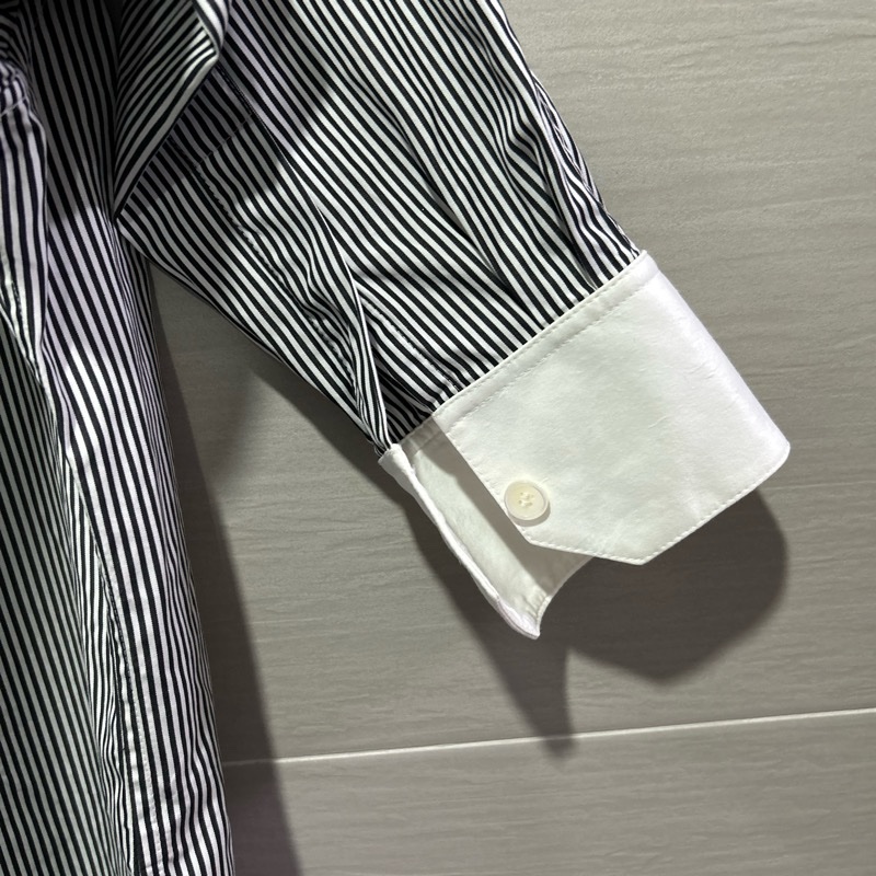 【CELINE】經典藍白細條紋 拼色領口長袖襯衫-7