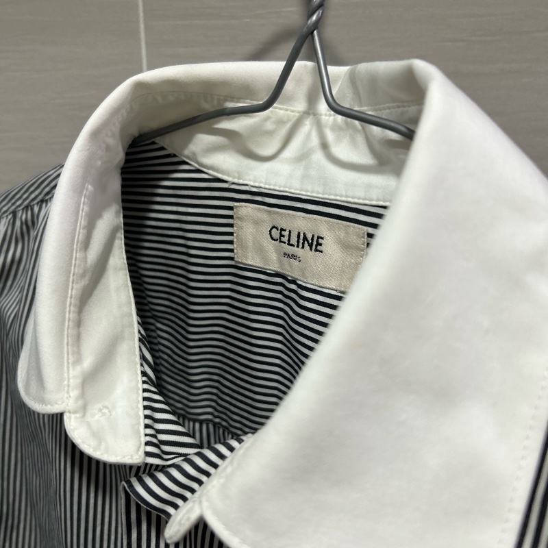 【CELINE】經典藍白細條紋 拼色領口長袖襯衫-15