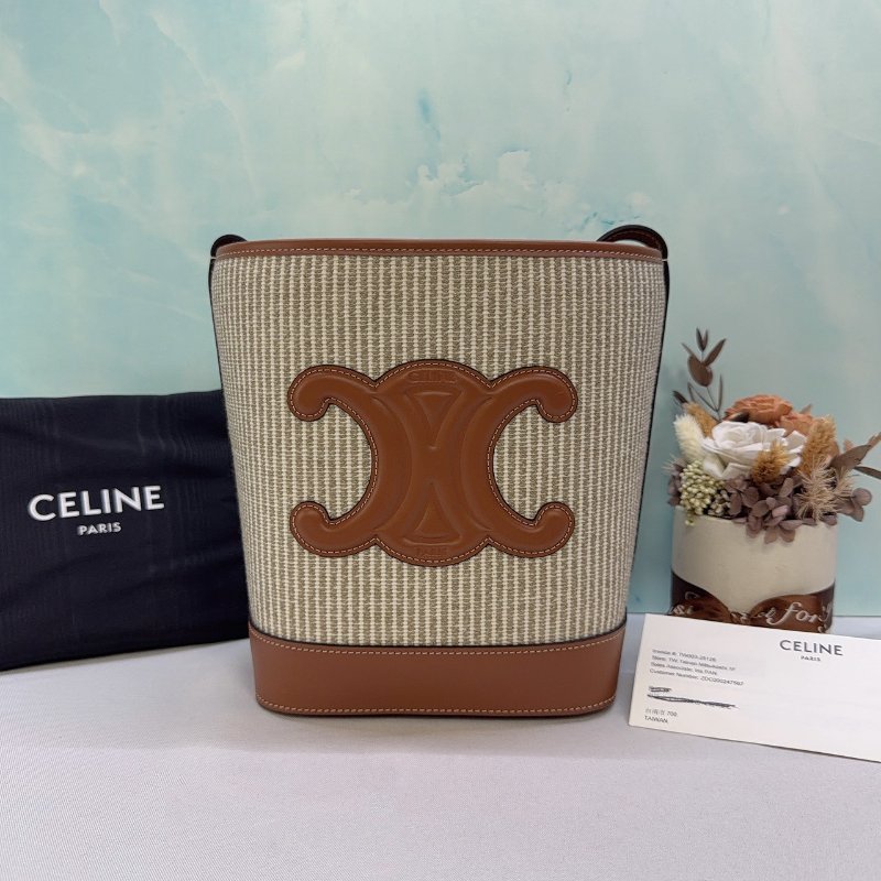 CELINE Triomphe帆布小牛皮凱旋門水桶包-0