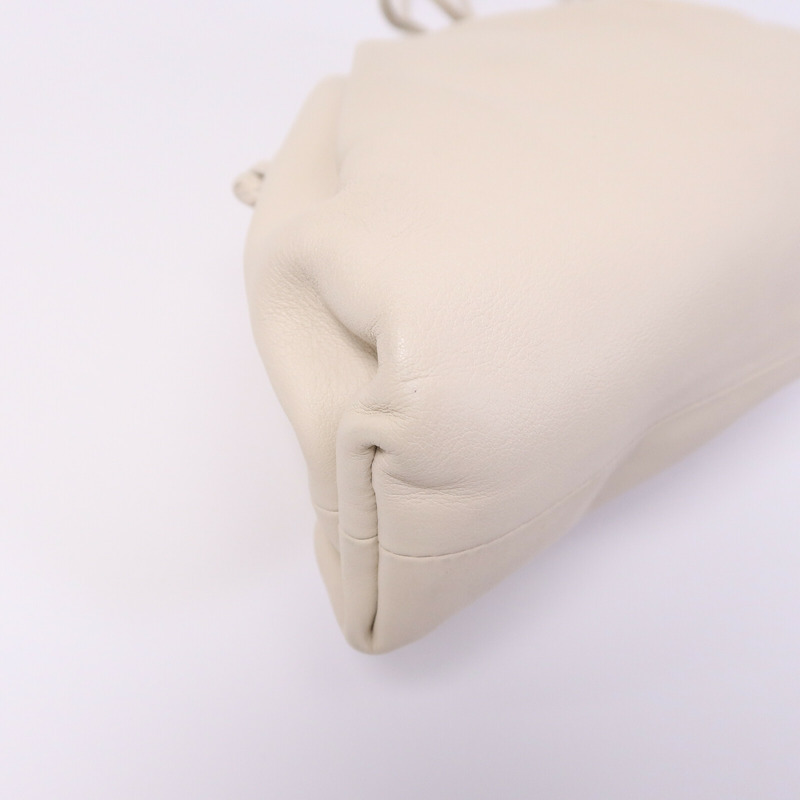 BOTTEGA VENETA 牛皮皮革The Mini Pouch肩背袋-9