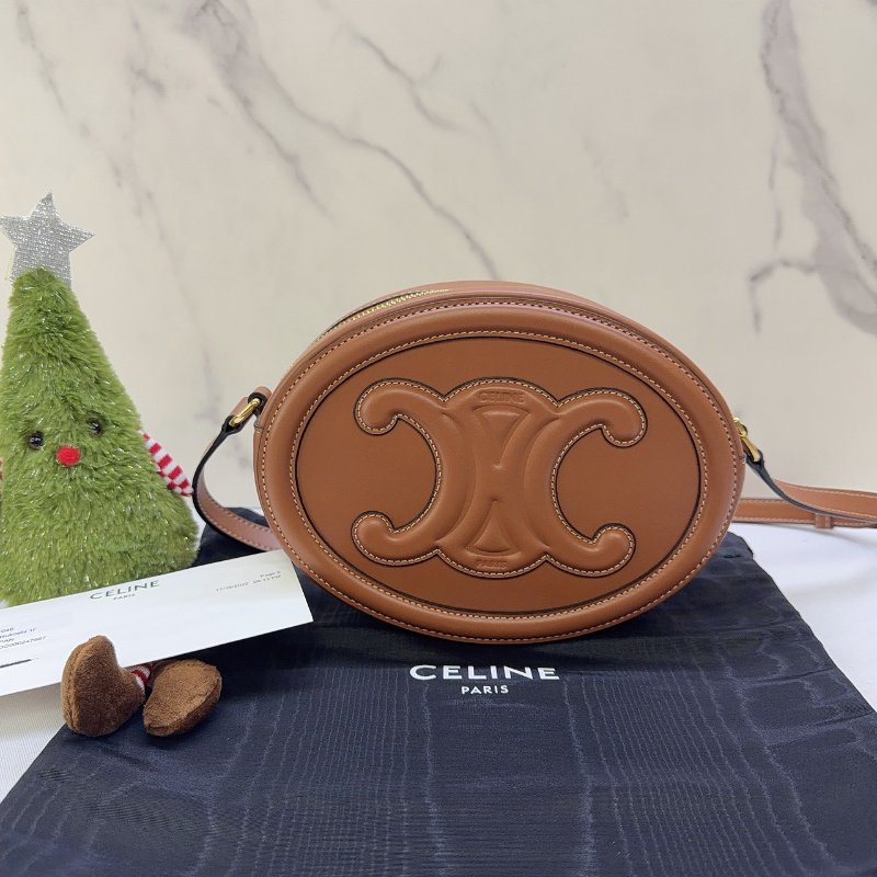 CELINE 小牛皮焦糖棕月圓餅包-1
