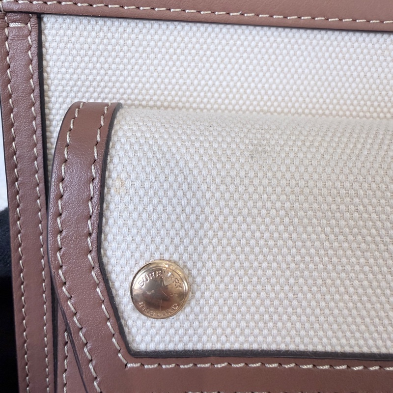 BURBERRY✨8031746 POCKET雙色帆布郵差包斜背包手提包-30