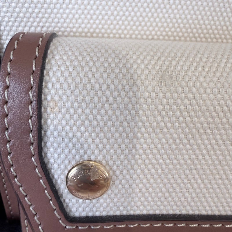 BURBERRY✨8031746 POCKET雙色帆布郵差包斜背包手提包-31
