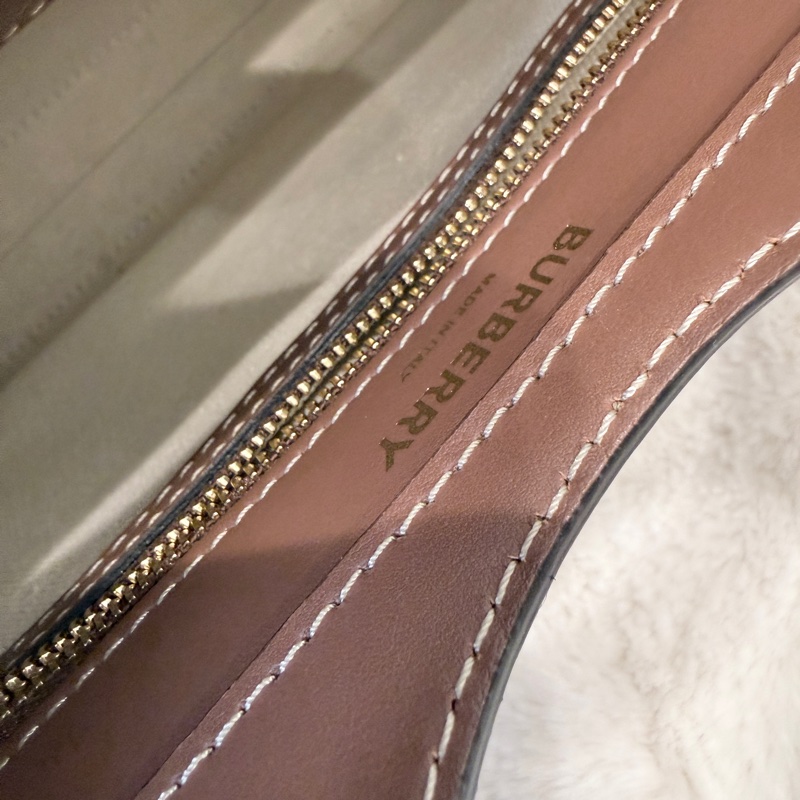 BURBERRY✨8031746 POCKET雙色帆布郵差包斜背包手提包-18