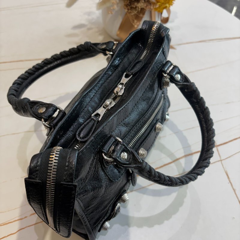 *SHIHNA名牌精品* Balenciaga mini city 銀釦機車包-4