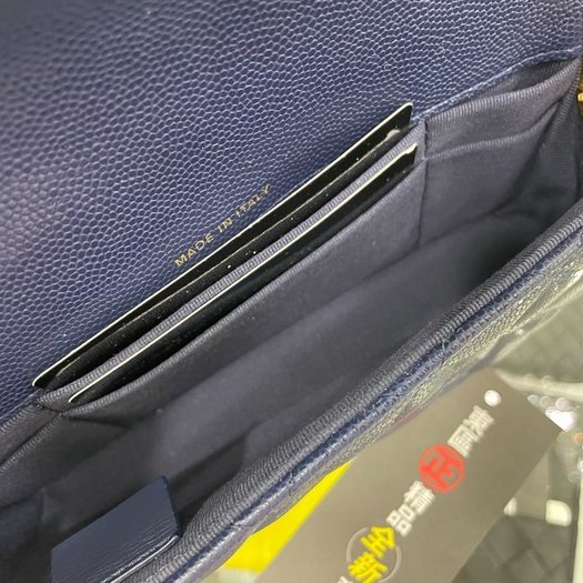 東區正精品㊣CHANEL AP2860 全新香奈兒藍色荔枝牛皮雙排金鍊鈕扣金幣磁釦手機包晚宴包斜背包 RZ3240-4