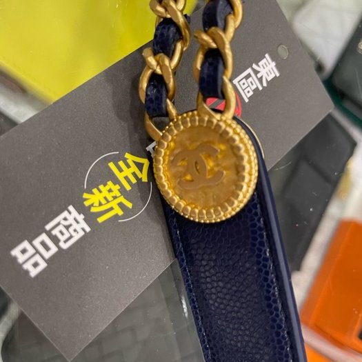 東區正精品㊣CHANEL AP2860 全新香奈兒藍色荔枝牛皮雙排金鍊鈕扣金幣磁釦手機包晚宴包斜背包 RZ3240-6