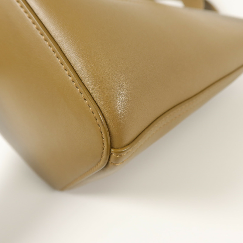 LOEWE 牛皮皮革Pebble Bucket Mini手挽肩背兩用袋-12