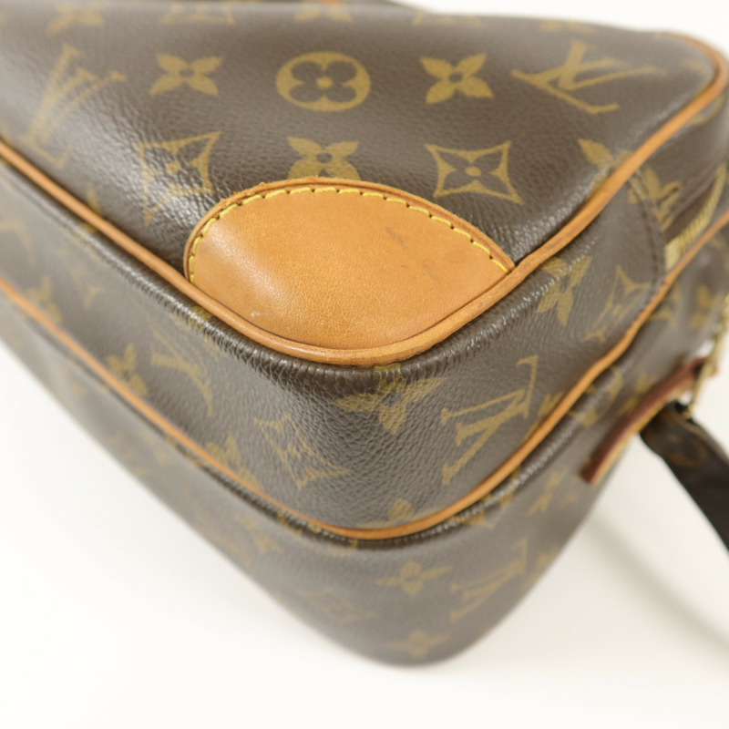 LOUIS VUITTON Monogram Nile肩背袋-9