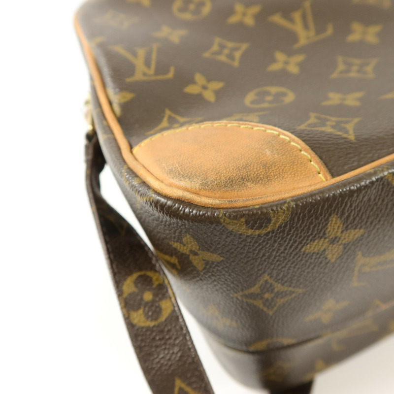 LOUIS VUITTON Monogram Nile肩背袋-12