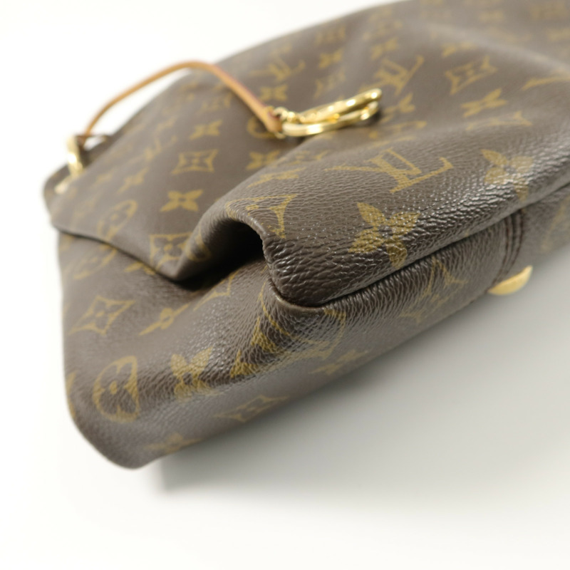 LOUIS VUITTON Monogram Artsy MM金扣肩背袋-11