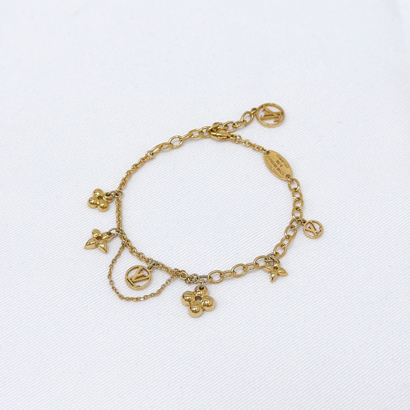 莉亞精品♡ Lv 小花手鍊 二手美品-2