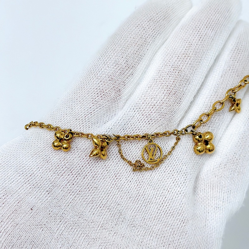莉亞精品♡ Lv 小花手鍊 二手美品-3