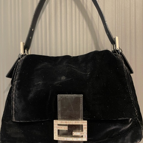Fendi 絨布 石華洛世奇水鑽 包