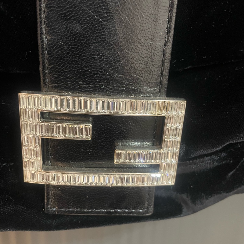 Fendi 絨布 石華洛世奇水鑽 包-1