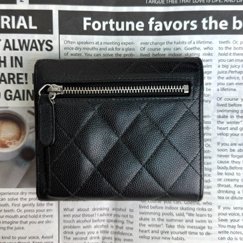 Chanel CLASSIC FLAP 雙C短款錢包 黑銀-2