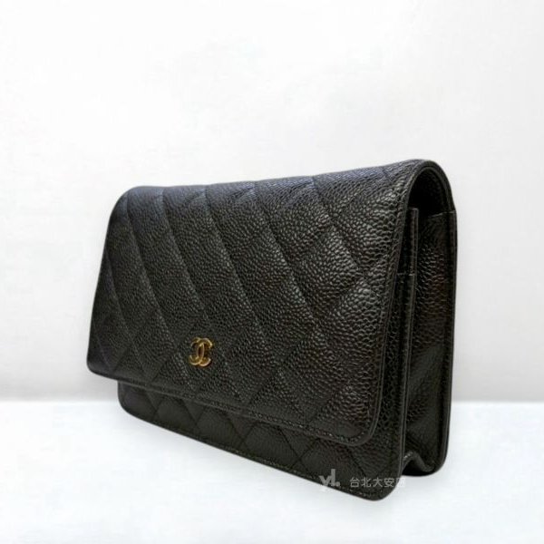 A13176-CHANEL 黑色荔枝牛皮金釦WOC鏈包A33814-2