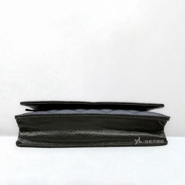A13176-CHANEL 黑色荔枝牛皮金釦WOC鏈包A33814-4