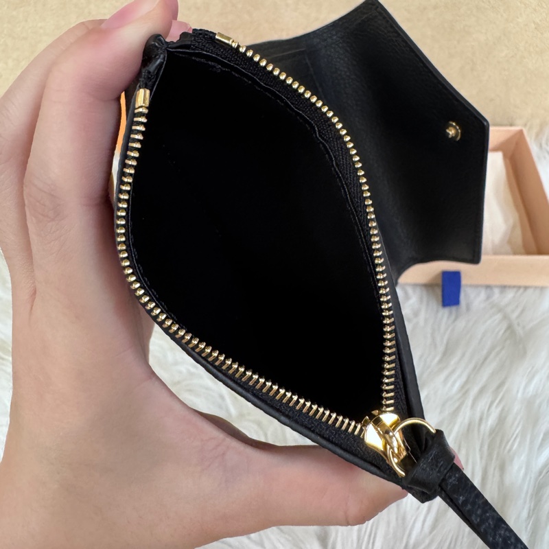 LV Victorine 雙色牛皮三折短夾 晶片款 離櫃品-10