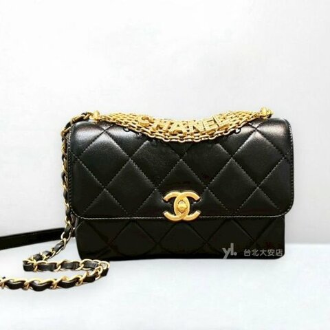 A13181-Chanel 黑色羊皮菱格鑲鑽字母logo手提 mini下蓋鏈包AS3240