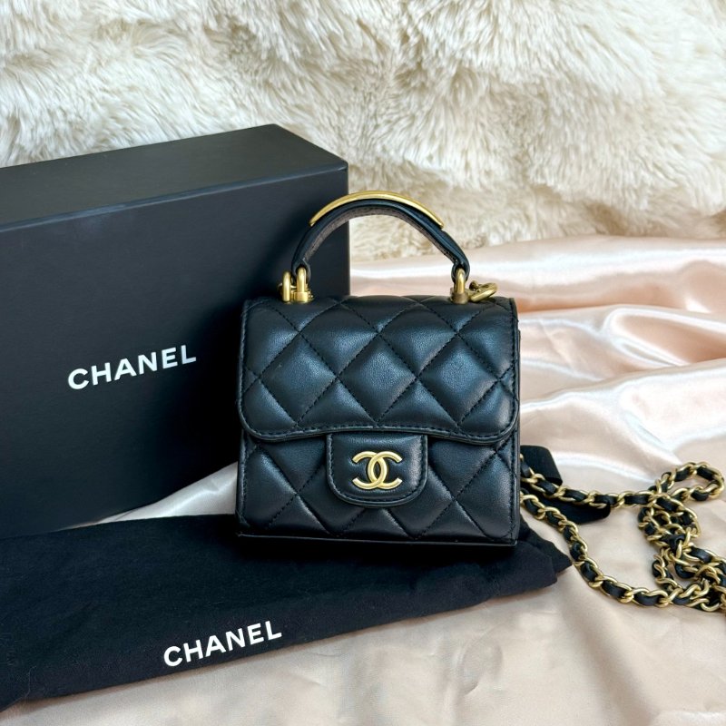 Chanel 22B小廢包 金屬手柄 羊皮 黑色-0