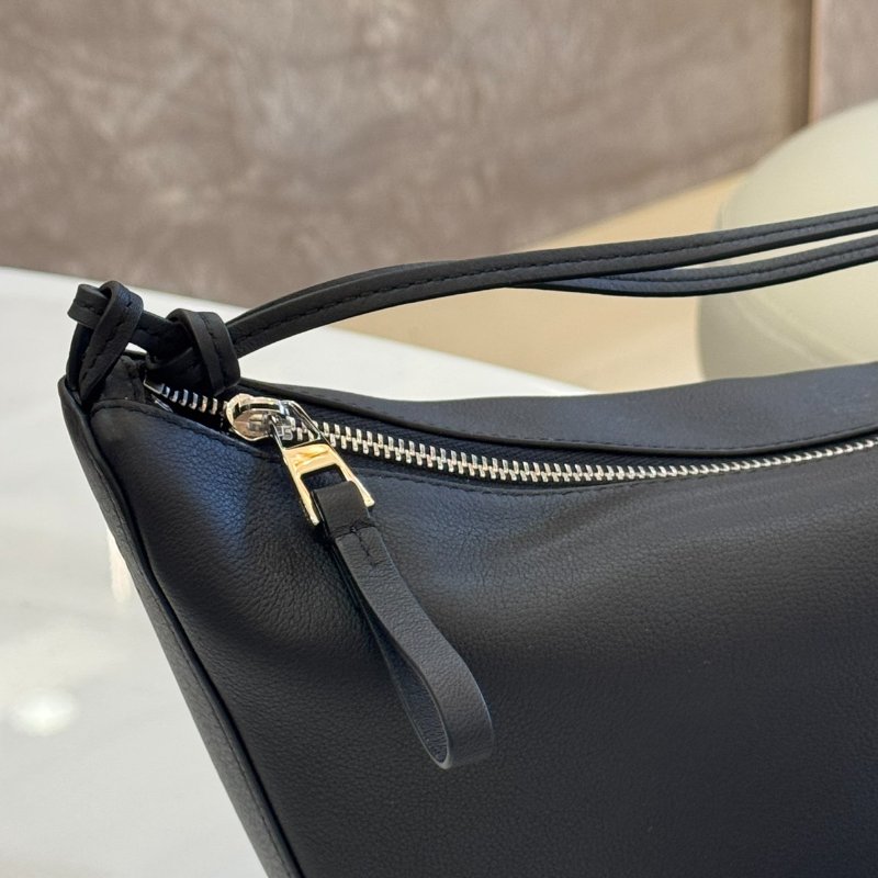 *SHIHNA名牌精品* LOEWE Hammock Hobo 小牛皮手提/斜背包-2