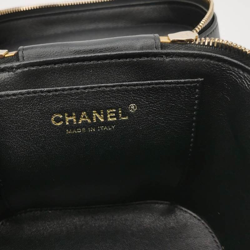 Chanel Trendy CC羊皮純色菱格絎縫雙C標識金屬板斜背包單肩包-7