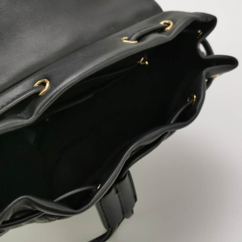 Chanel Urban Spirit牛皮菱格絎縫雙C書包扣雙肩包-6