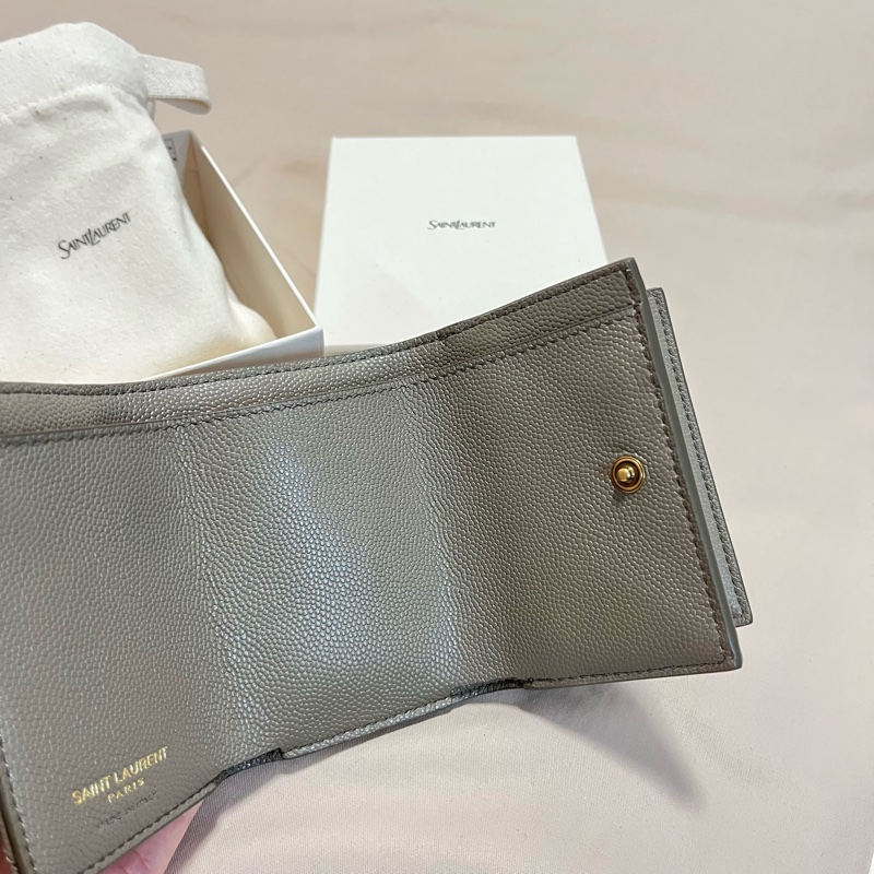全新｜Saint Laurent Paris YSL 聖羅蘭 魚子醬牛皮短夾 灰棕色 札幌購入-2