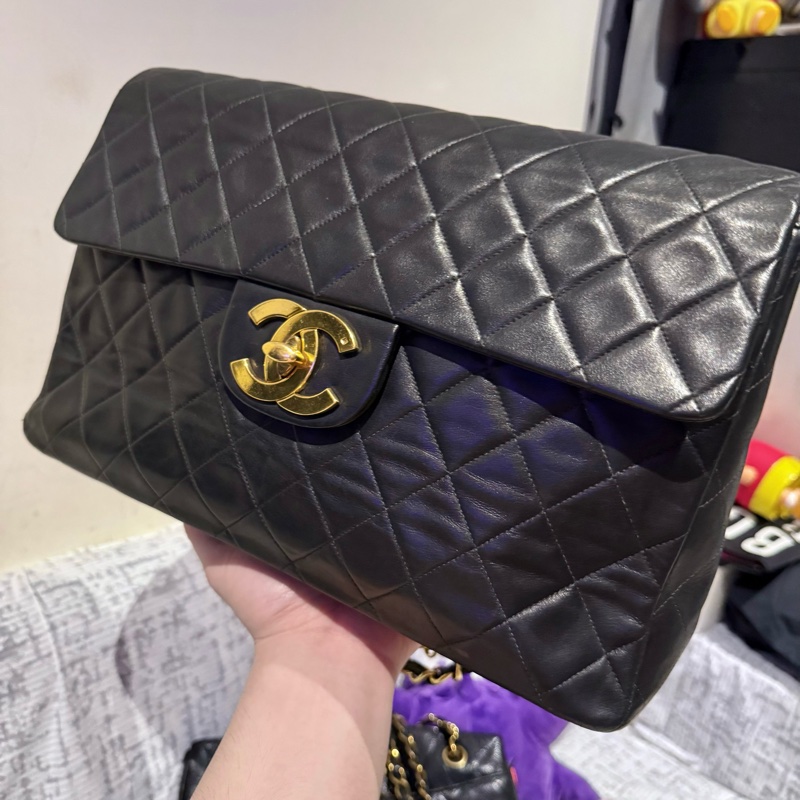 22弄 Chanel vintage maxi 古董包 黑金 羊皮 貝嫂包 34公分-2