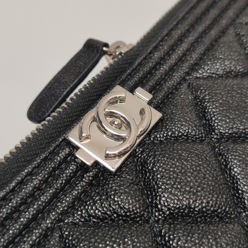 Chanel Boy Bag牛皮菱格絎縫方形雙C鎖扣斜挎包單肩包-12
