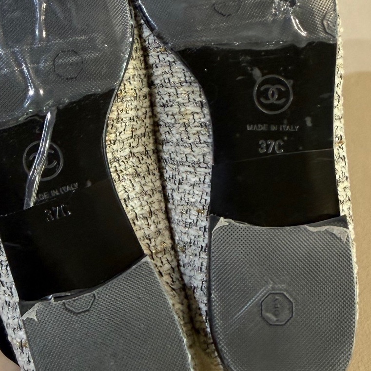 Chanel  香奈兒 粗毛呢勳章 樂福鞋 37碼 已貼底-7