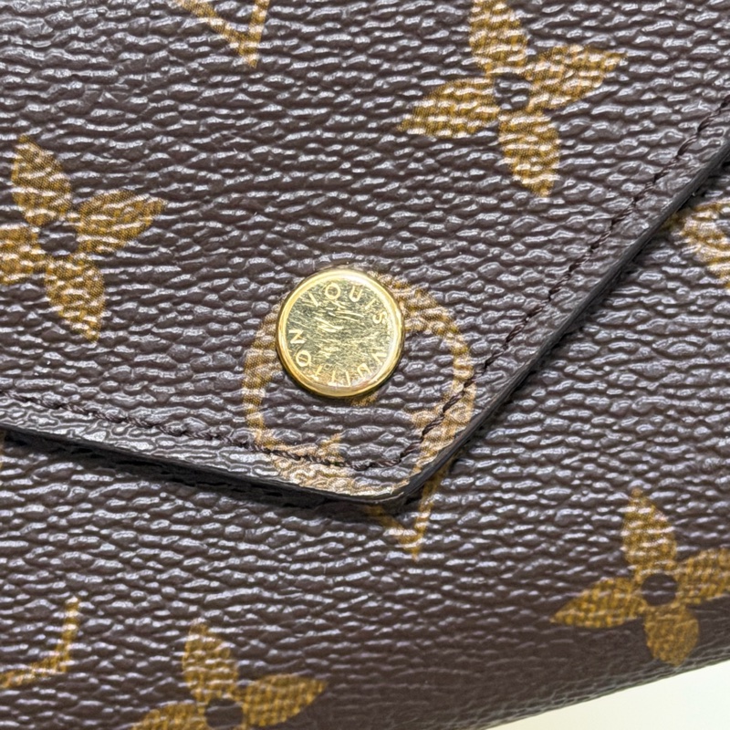 LV 老花三折短夾 芭蕾粉色 晶片款-6