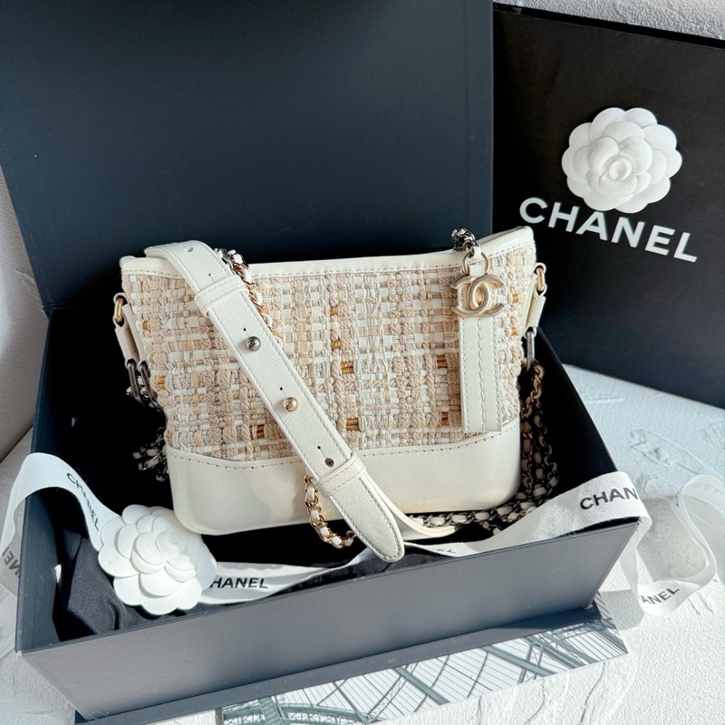Chanel香奈兒白色編織流浪小號 99新 27開帶卡 原始成色-1