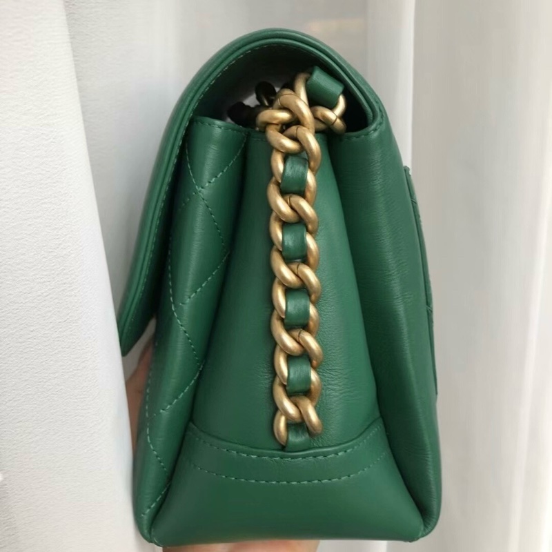 Chanel 香奈兒 祖母綠金扣郵差包 可斜挎 單肩背包。-10