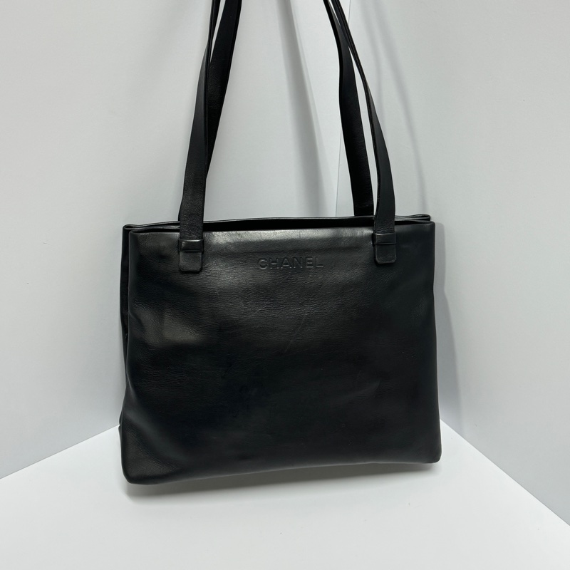 （稀有全黑🖤） CHANEL 香奈兒 全黑皮革 肩背托特包👜-5