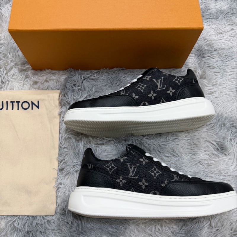👟LV Beverly Hills 黑牛仔 尺寸8碼 99新 僅落地一次-1