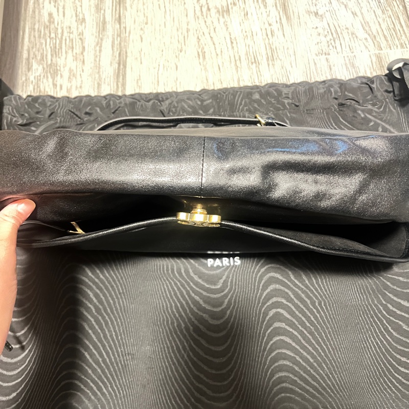 Celine Halfmoon Soft Triomphe-8
