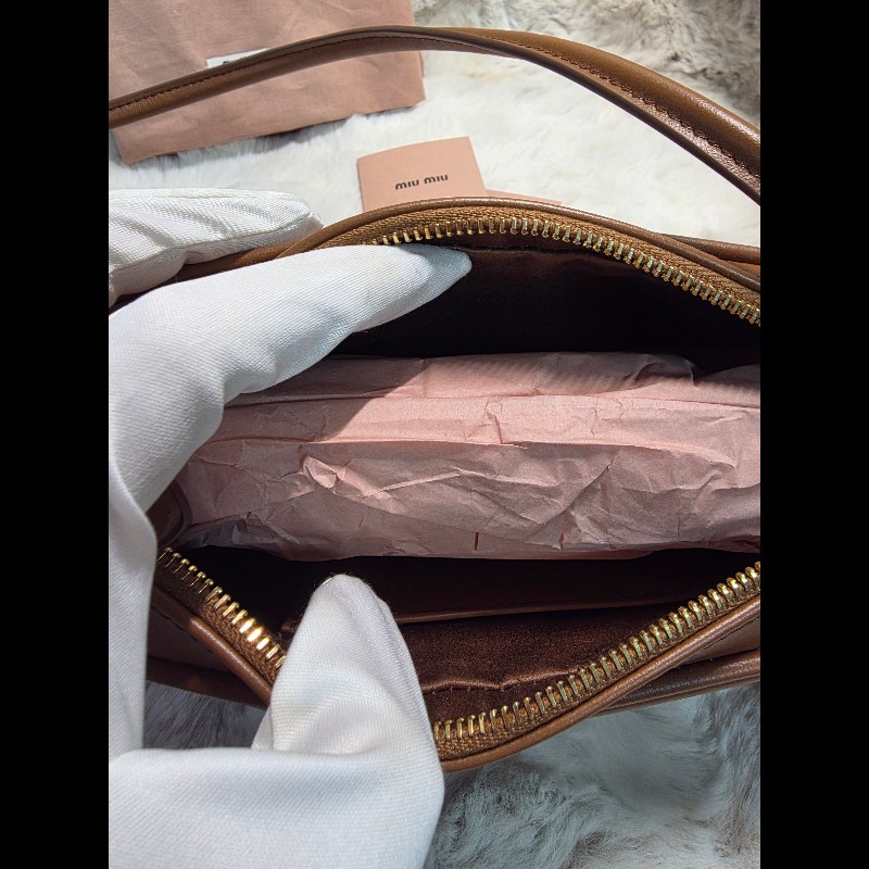 Miu Miu Arcadie / Leather Shoulder Bag 皮革肩背包 棕色 美拉德色系-4