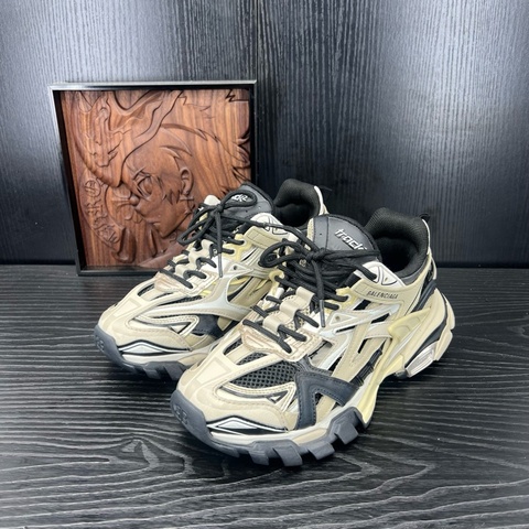 Balenciaga巴黎世家 track2 黑灰 碼數 37 碼