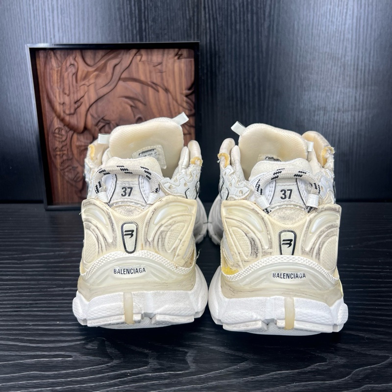 Balenciaga巴黎世家 runner做舊白 碼數 37碼-2