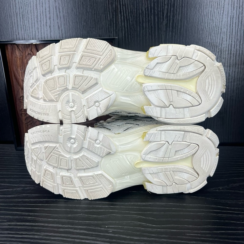 Balenciaga巴黎世家 runner做舊白 碼數 37碼-8