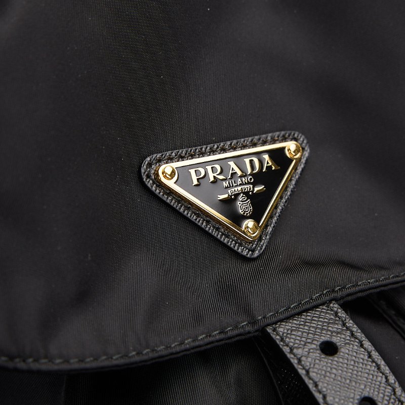 二手Prada 新款小號後背包 黑金-9