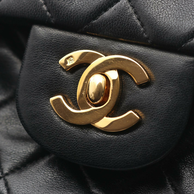 香奈兒 (CHANEL) Matelasse W 翻蓋鏈條單肩背包，羊皮材質，黑色，二手，金色五金-9